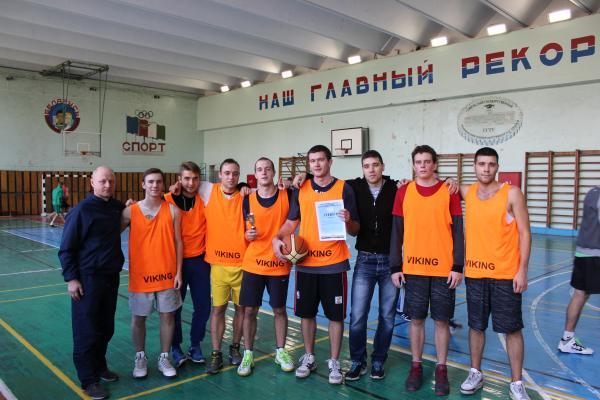 Команда Энергетического факультета - победители спартакиады ГГТУ по баскетболу